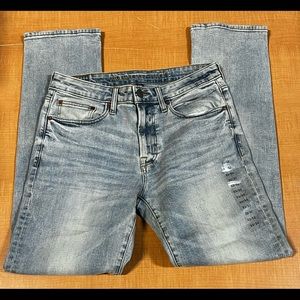 Mens - American Eagle - Original straight. Never worn, never washed.